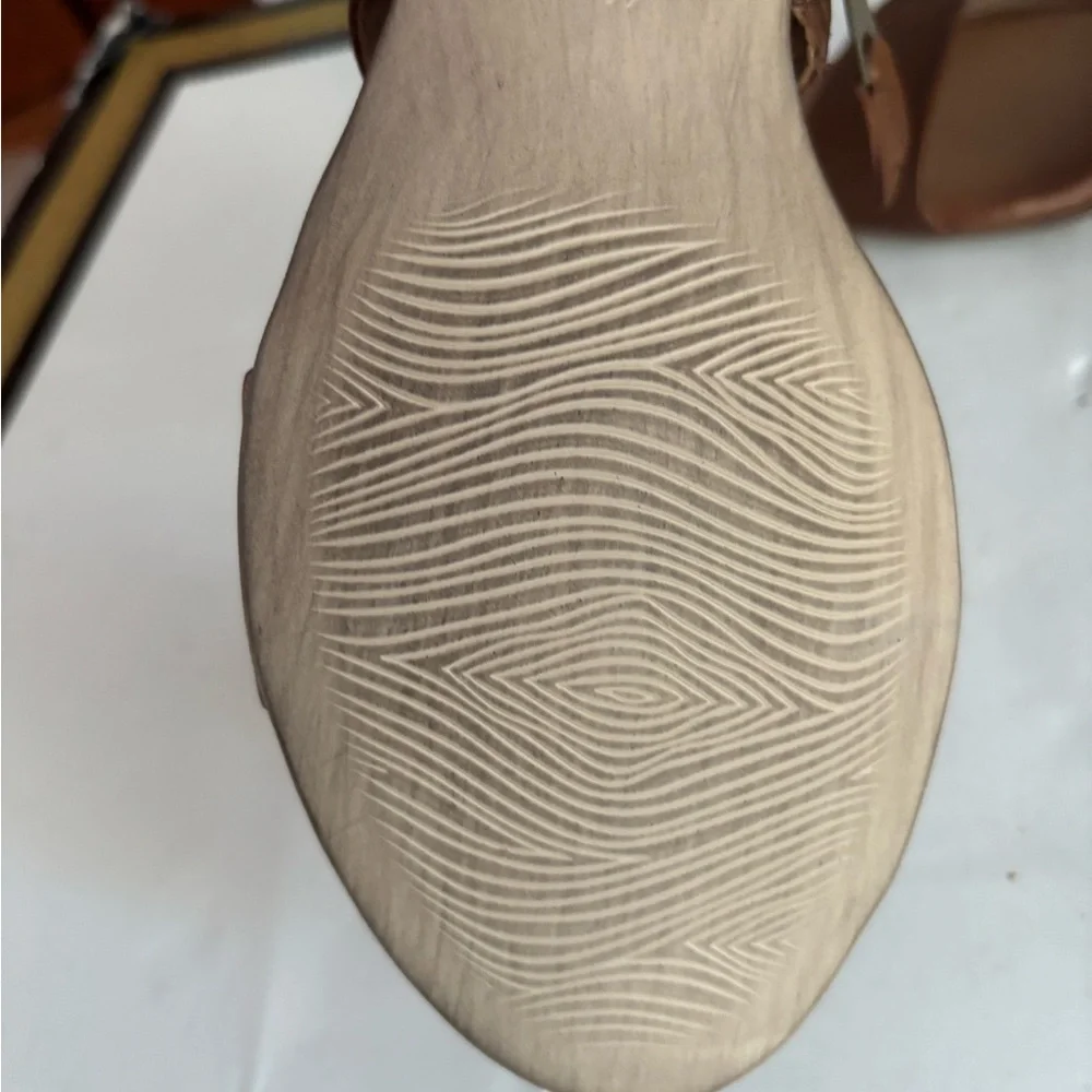 Miz Mooz brandy leather Azavea heeled sandals - Picture 10 of 14